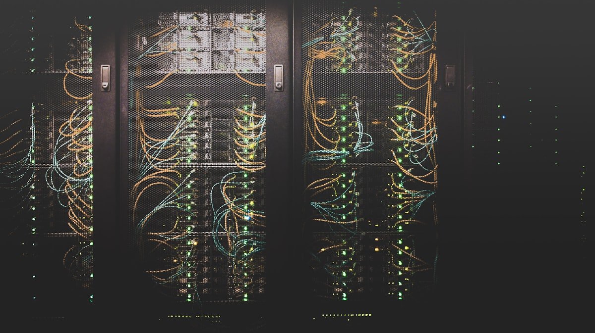 Engineer working inside a Nettrix Global server room